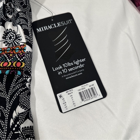 NWT Miraclesuit‎ [ 16 US ] Delta Dawn Sojourn One Piece Swimsuit Black White - Picture 7 of 13